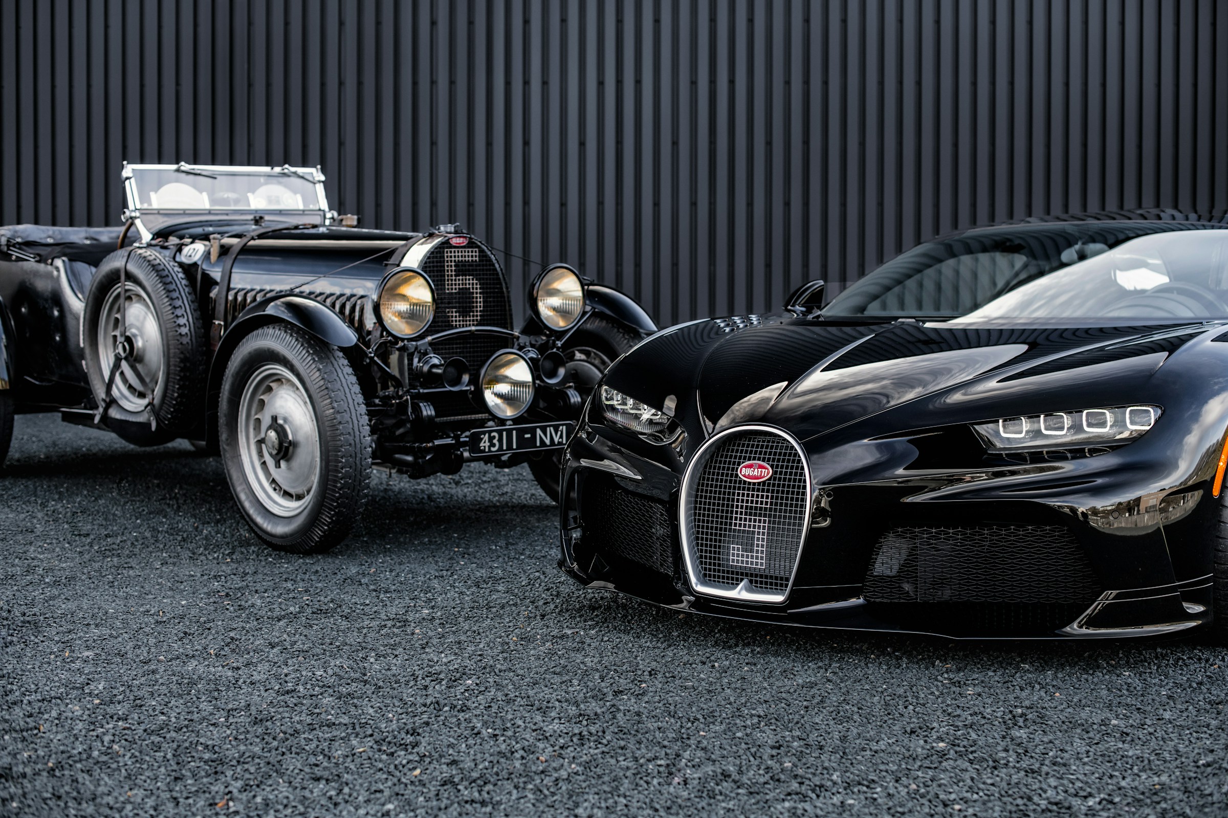 Chiron Super Sport Hommage Type 50S com o Type 50S histórico