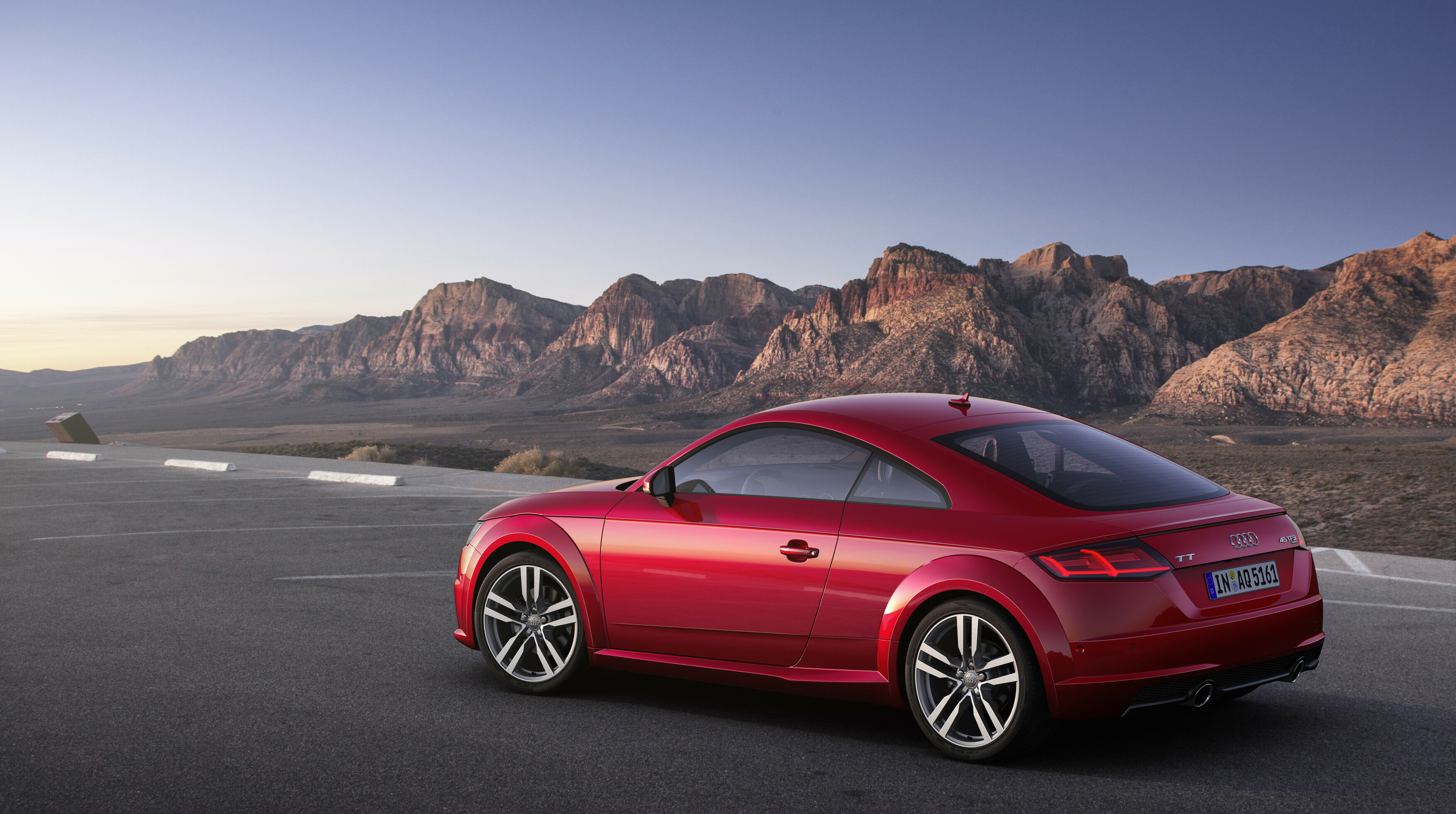 Audi TT Coupé de terceira geração, vista traseira