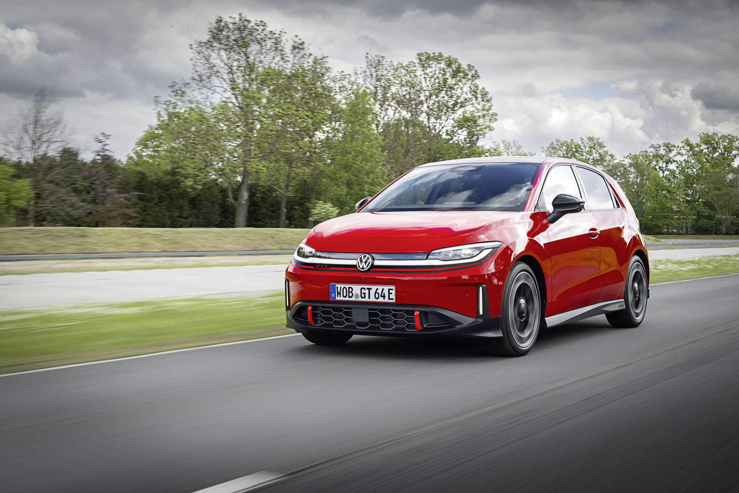 O ID. Polo GTI em andamento: uma interpretação elétrica da fórmula compacta e utilizável do GTI.