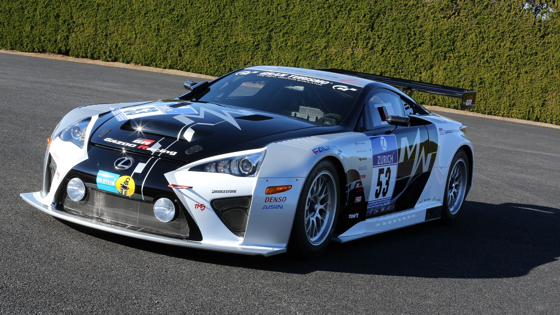 Lexus LFA Code X número 53 em pista