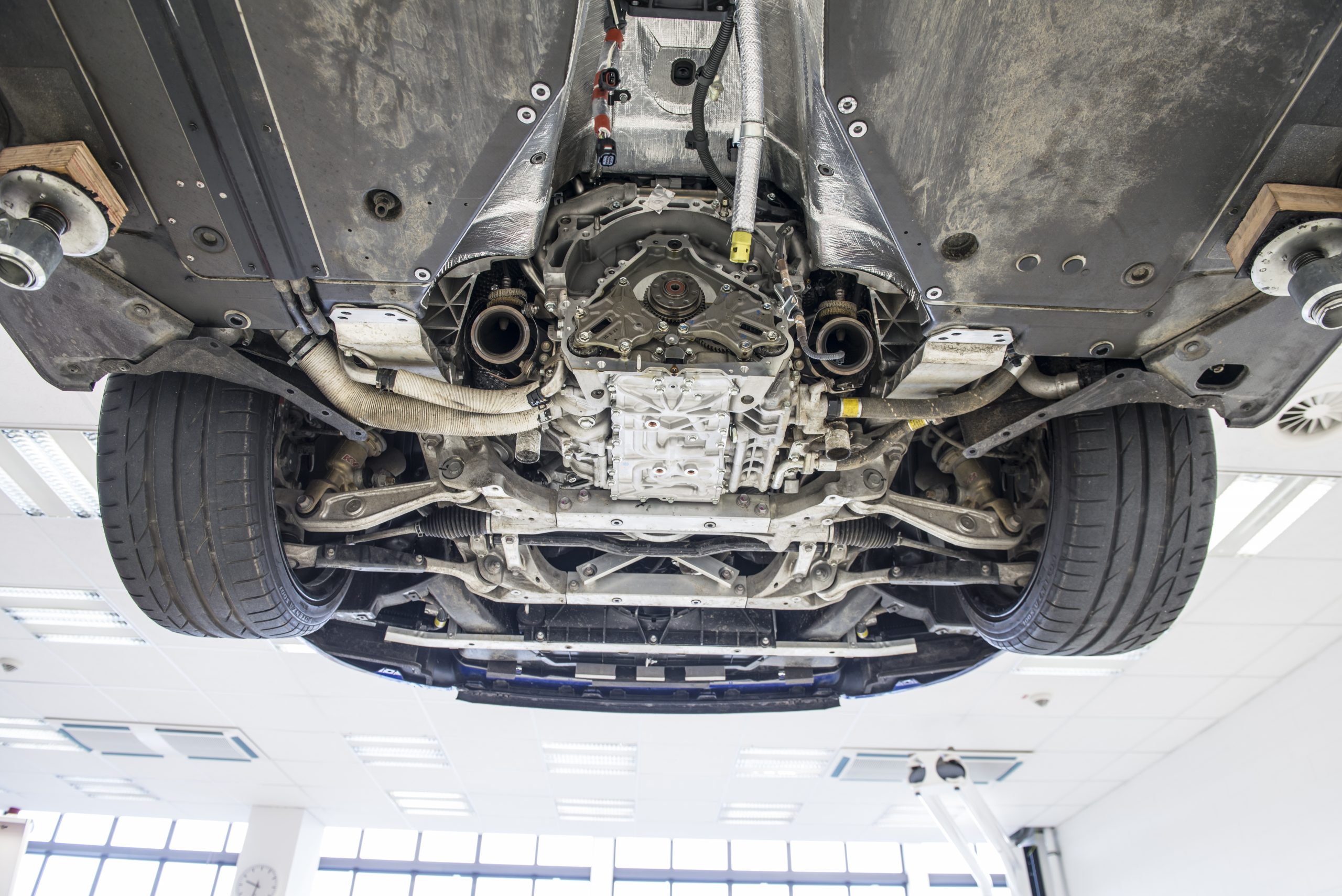 Estrutura em fibra de carbono do Lexus LFA