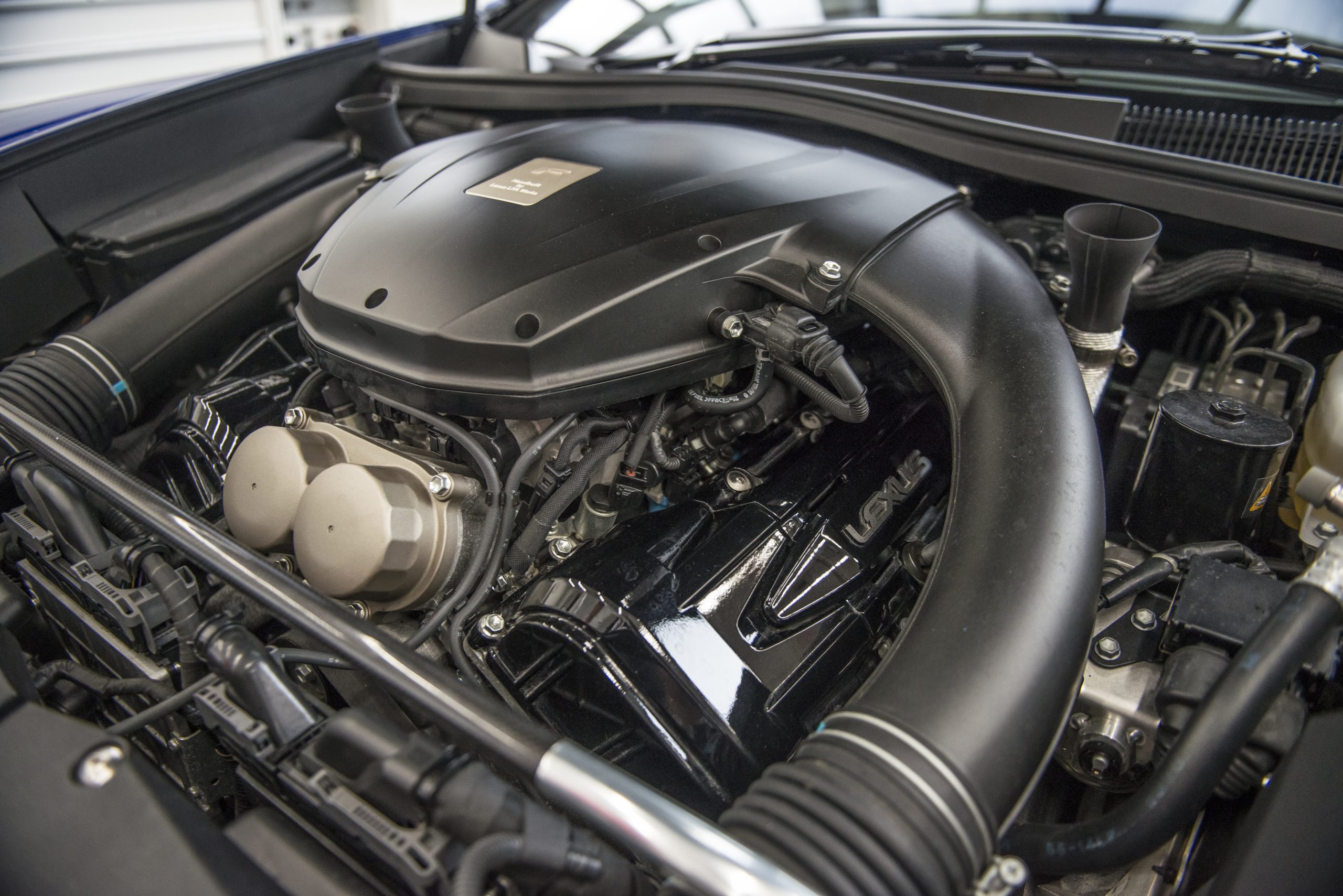 Motor V10 1LR-GUE do Lexus LFA