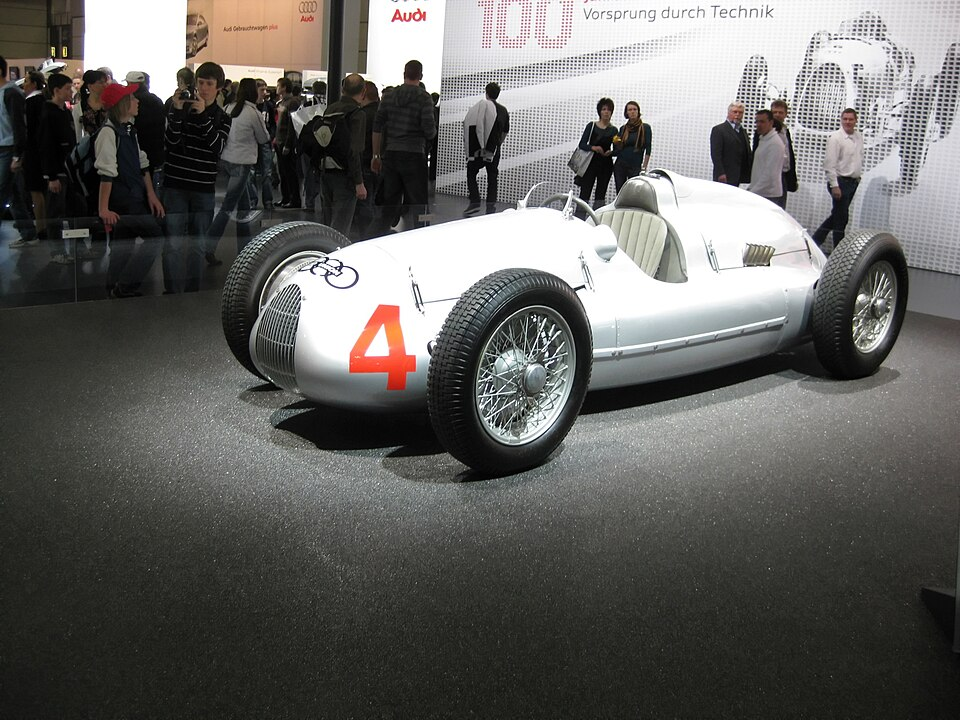 Auto Union Type D em exposição na AMI de Leipzig de 2009.
